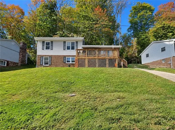 136 Tompkins Drive, St Albans, WV 25177