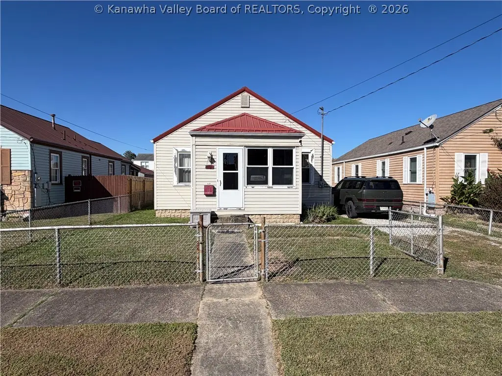407 20th Street, Dunbar, WV 25064 - #1