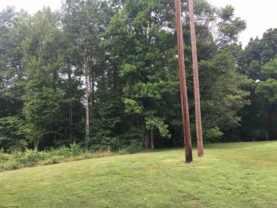 455 Wades Run Road, Morgantown, WV 26501 - Image #3