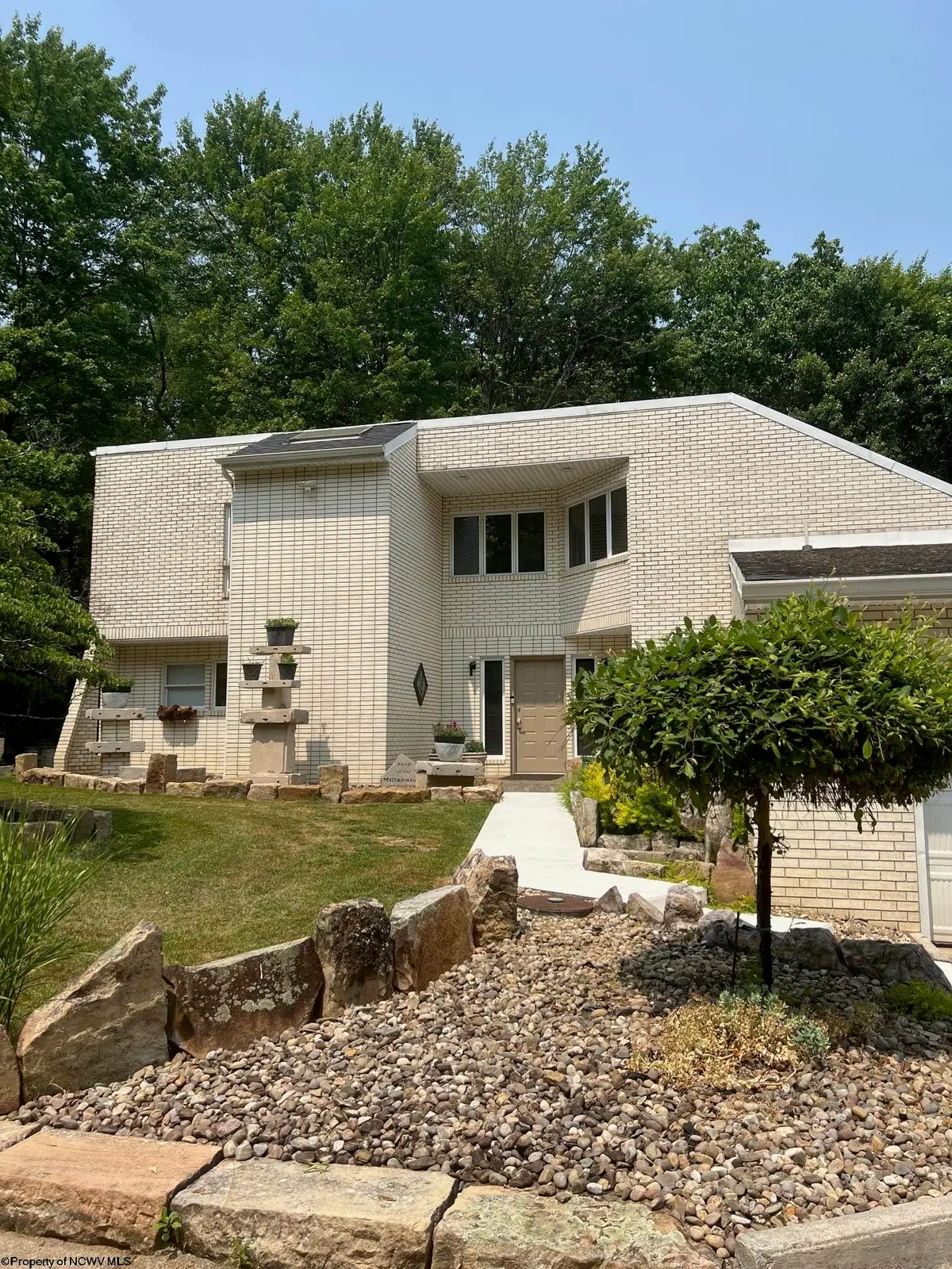 422 Carol Street, Buckhannon, WV 26201 - Image #1