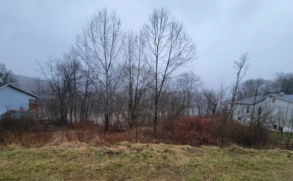 104,105, & 106 TROLLEY Street, Fairmont, WV 26554