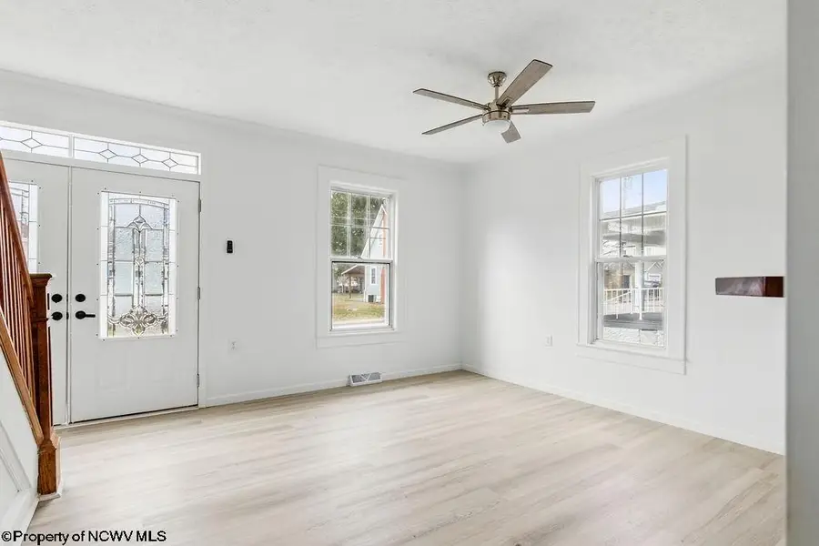 216 Davisson Street, Bridgeport, WV 26330 - Image #2