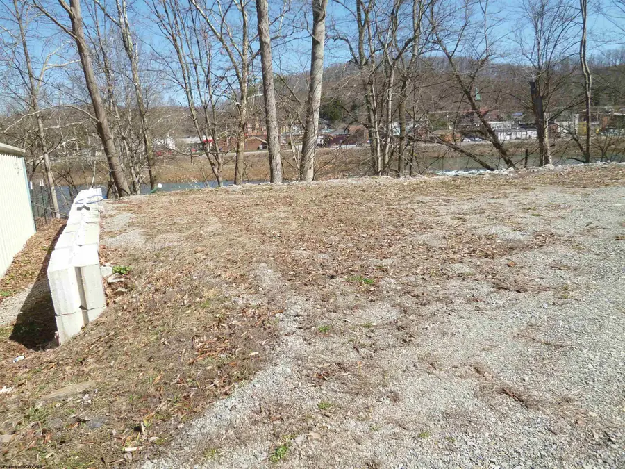 732 Blue & Gray Highway, Philippi, WV 26416 - Image #2