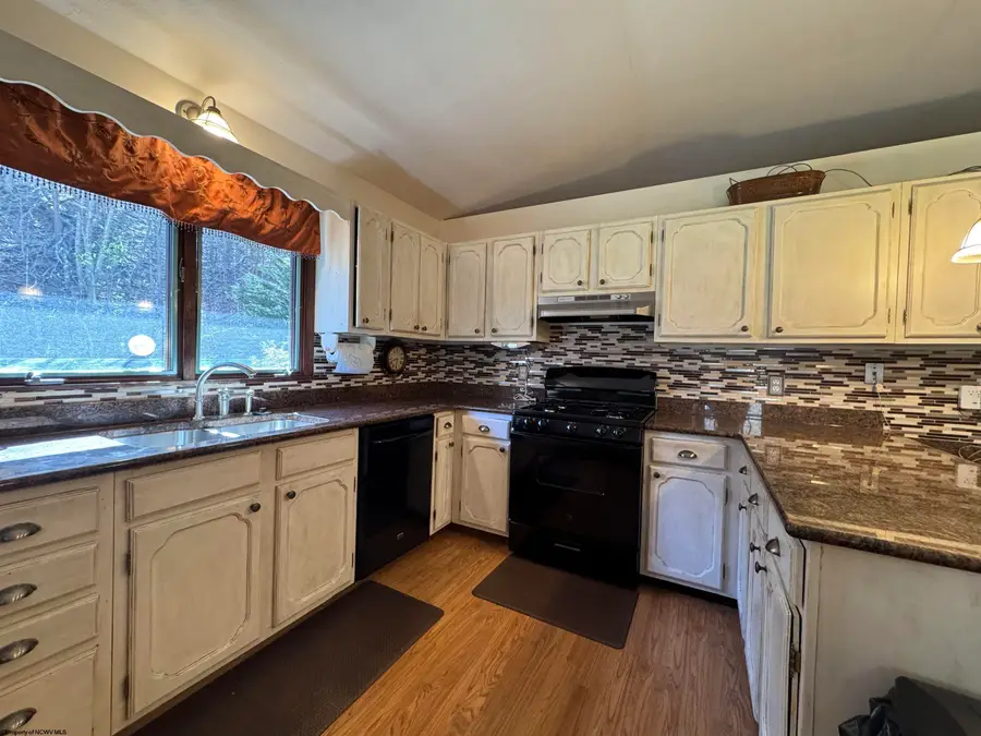 856 Arnolds Creek Road, West Union, WV 26456-0000 - Image #2