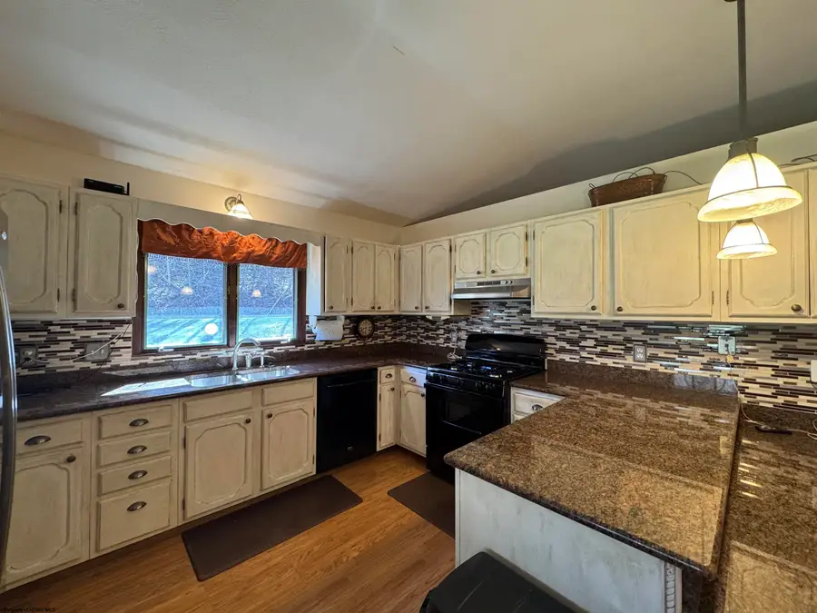 856 Arnolds Creek Road, West Union, WV 26456-0000 - Image #3