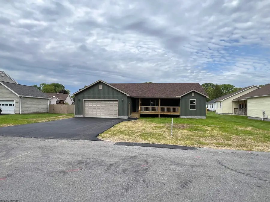 107 Valley Court, Elkins, WV 26241 - Image #2