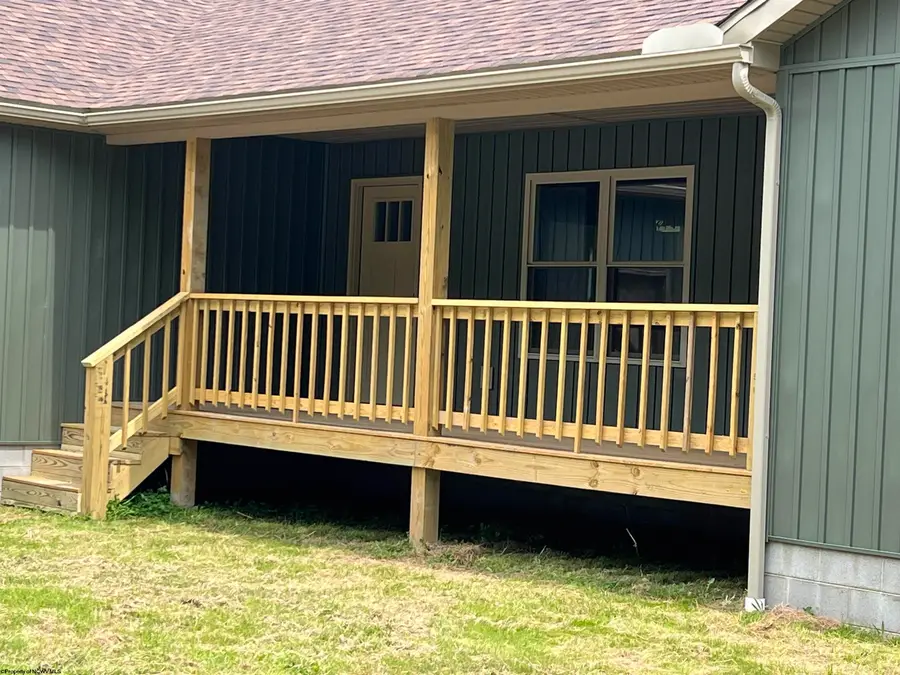 107 Valley Court, Elkins, WV 26241 - Image #3