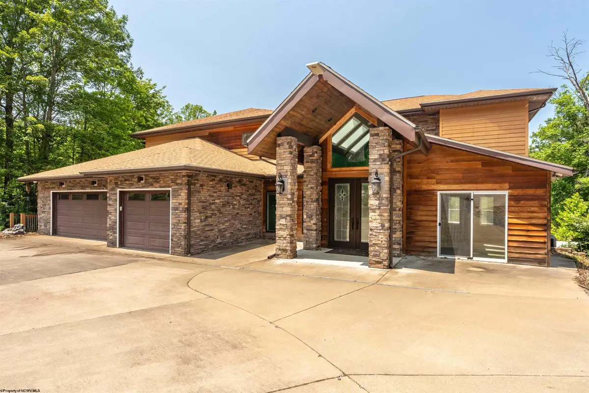 2081 Lakeside Estates, Morgantown, WV 26508 - Image #1