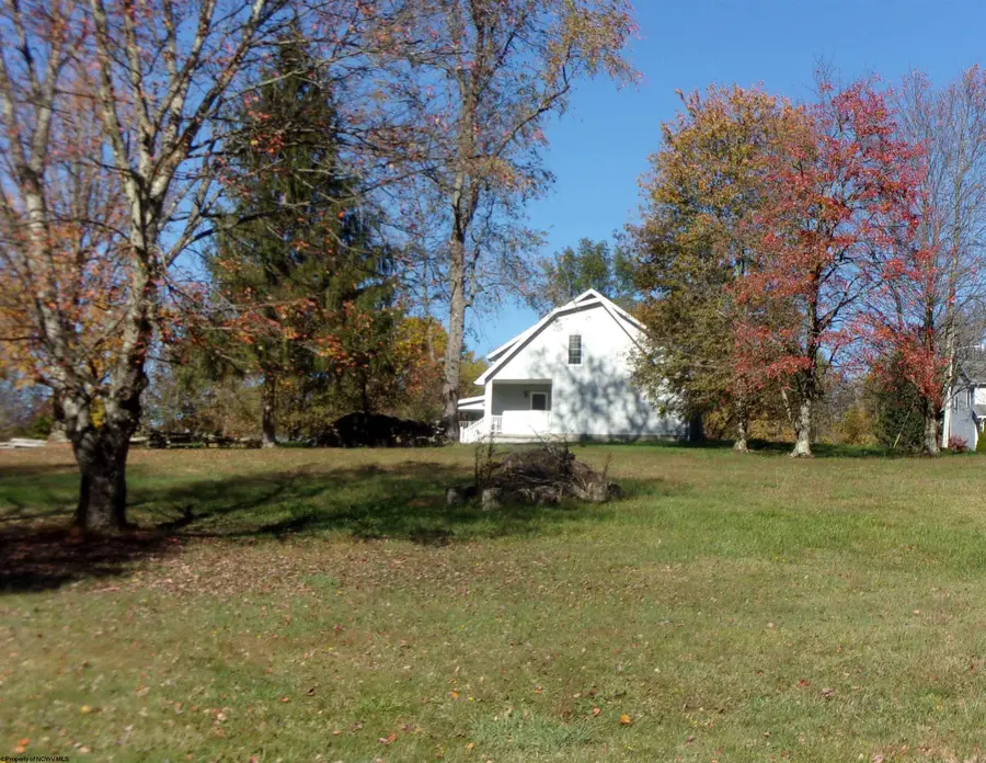 208 Parkview Circle, Kingwood, WV 26537 - Image #2