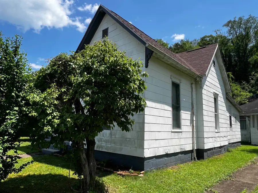 64 Carolina Avenue, Salem, WV 26426 - Image #2