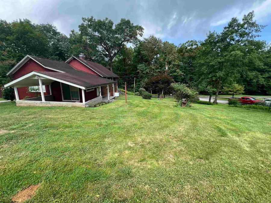 34 Guyses Run Road, Palatine, WV 26554 - Image #3