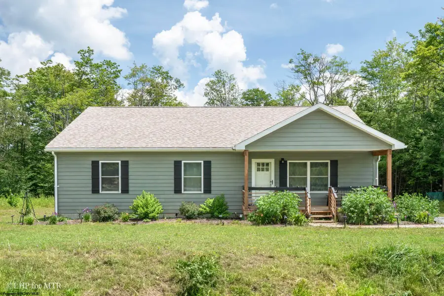 252 Venice Place, Davis, WV 26260 - Image #2