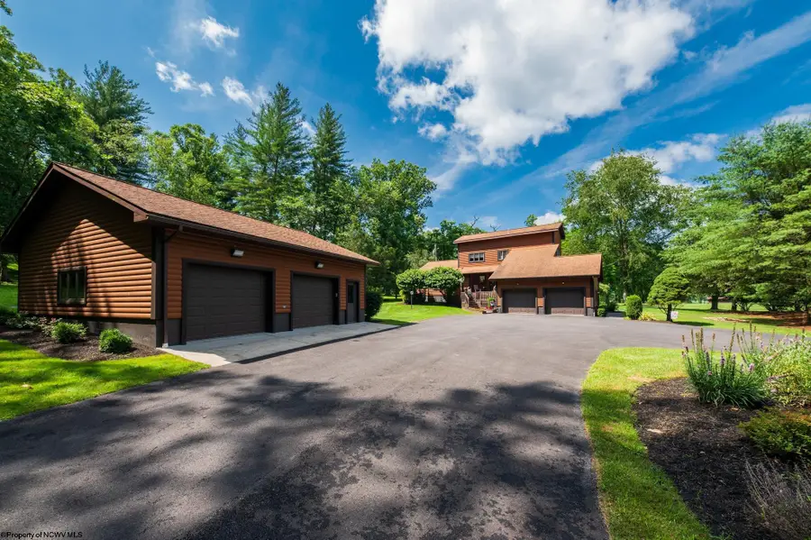 102 Country Club Court, Kingwood, WV 26537 - Image #3