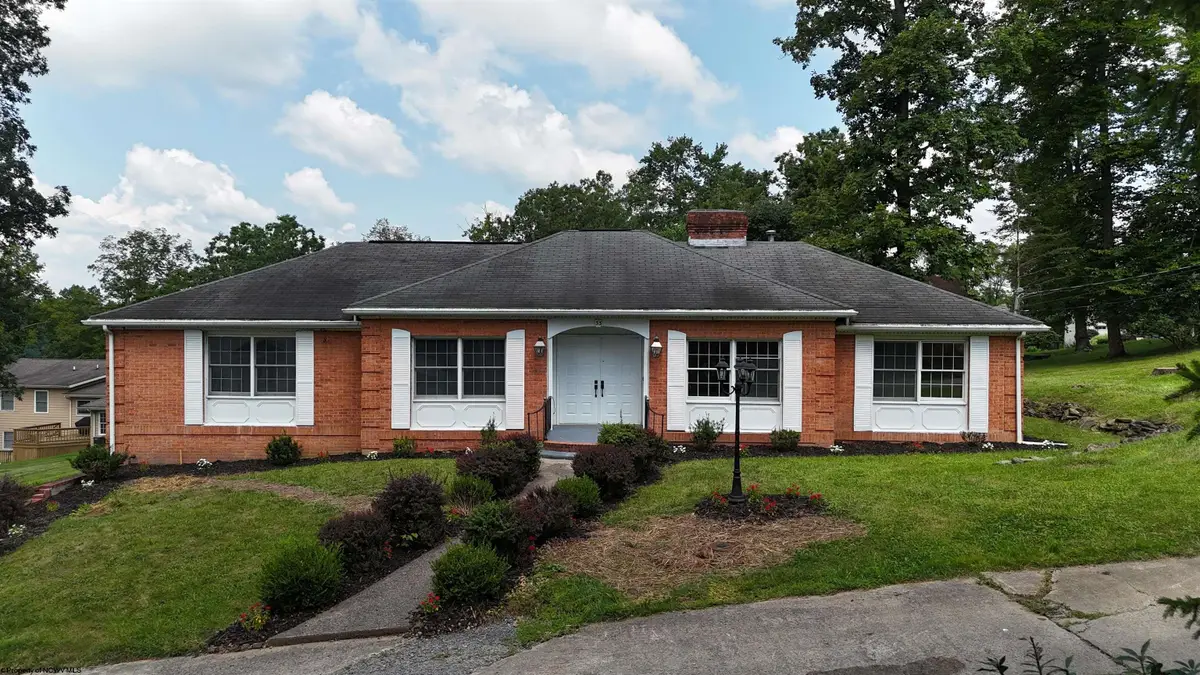 33 Elephant Walk, Fairmont, WV 26554 - Image #1