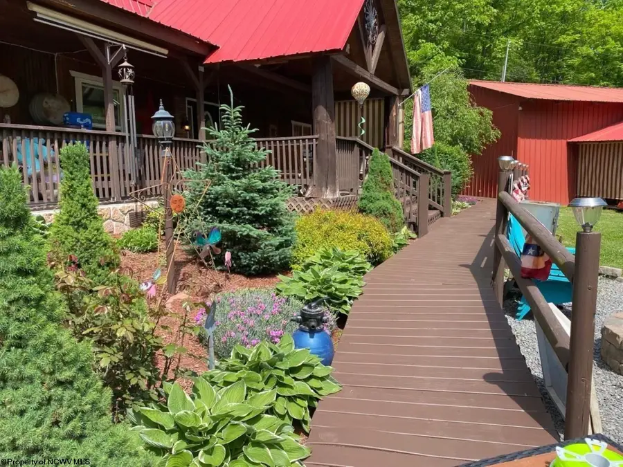 35 McIntyre Road, Center Point, WV 26339 - Image #2