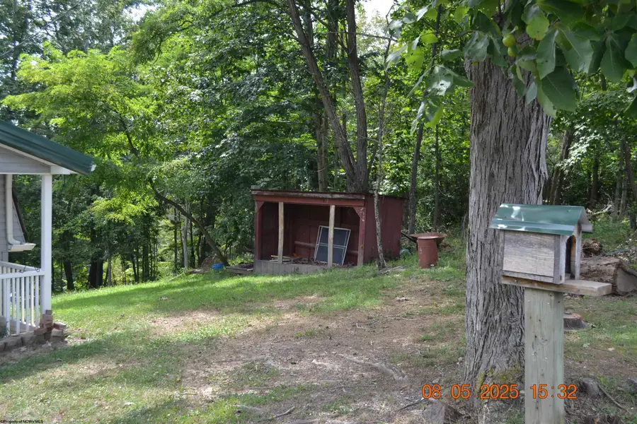 577 Curry Ridge Road, Napier, WV 26631 - Image #2