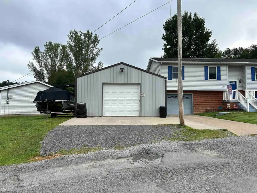 17 Hampton Drive, Lost Creek, WV 26385 - Image #2