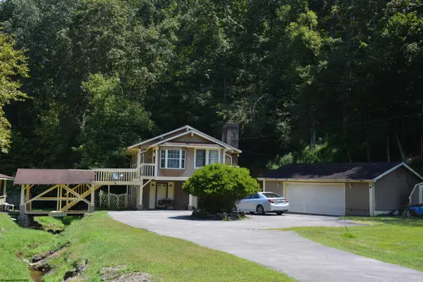 617 Sauls Run Road, Weston, WV 26452