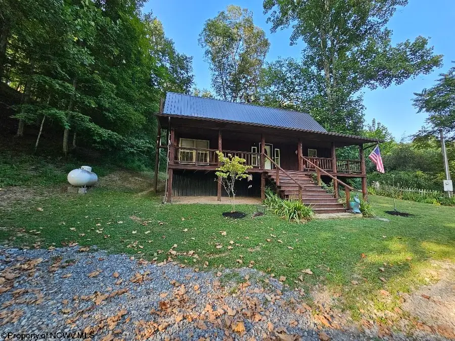 3011 Crooked Run Road, Alum Bridge, WV 26321 - Image #2