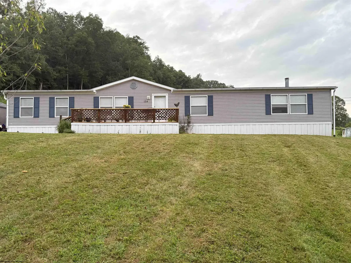 124 Wood Crest Road, Weston, WV 26452 - Image #1