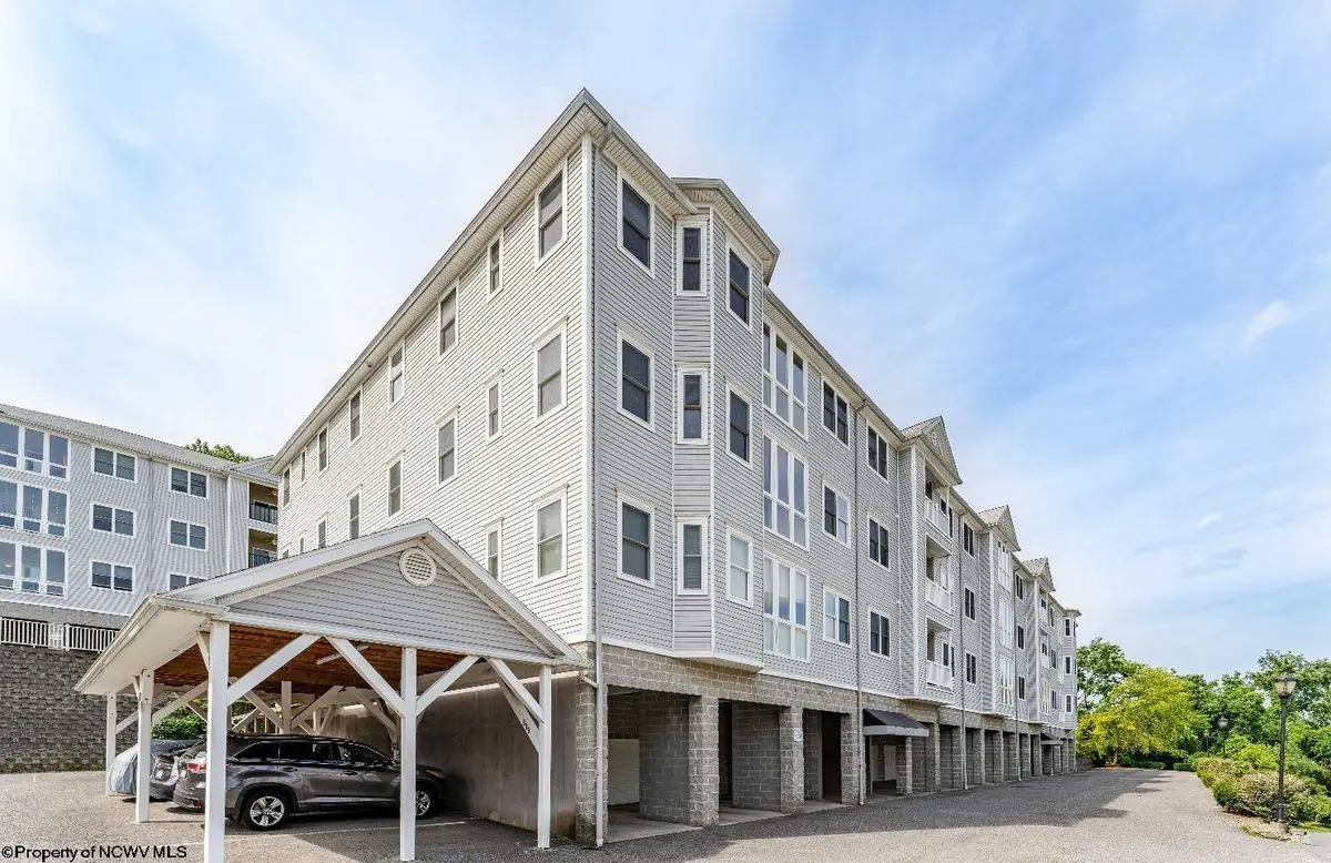 220 Fountain View Drive, Morgantown, WV 26505 - Image #1