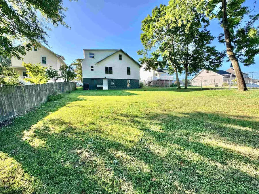 230 Grand Avenue, Bridgeport, WV 26330 - Image #2