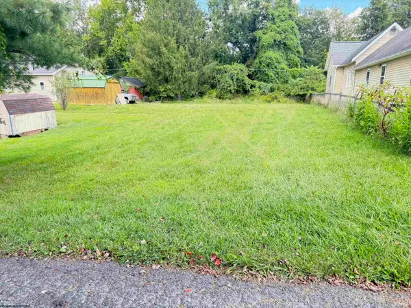 TBD Henderson Avenue, Clarksburg, WV 26301