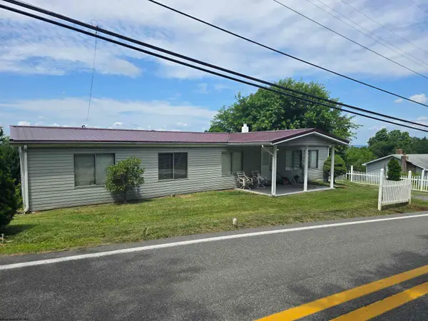 1076 Kingwood Pike, Morgantown, WV 26508