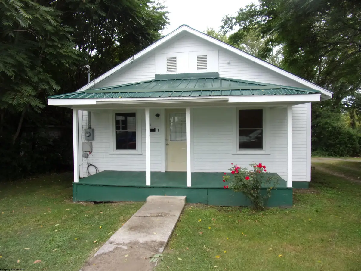 88 Randolph Street, Buckhannon, WV 26201 - Image #1