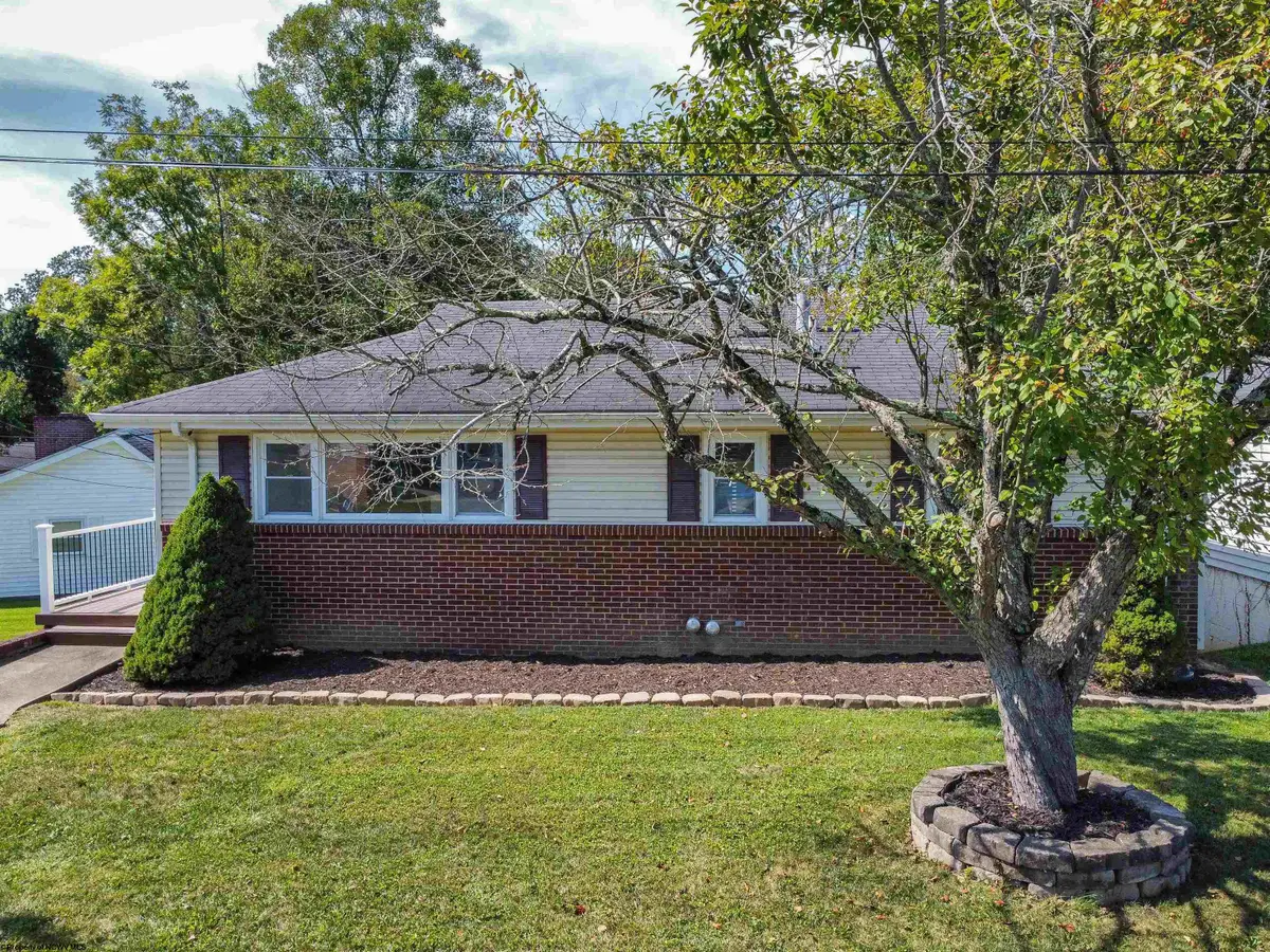 501 Willow Lane, Bridgeport, WV 26301 - Image #1