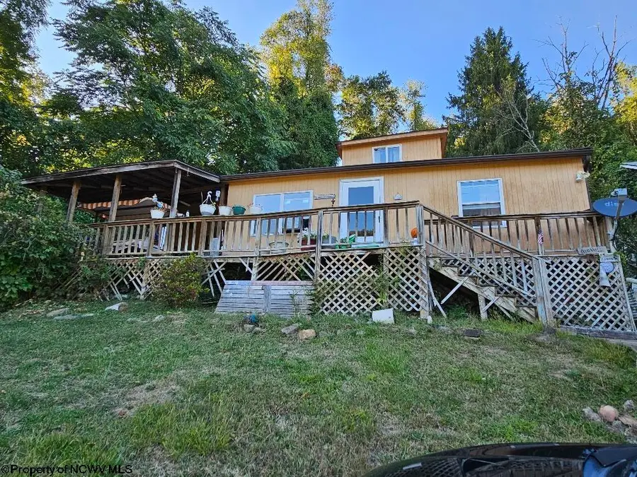 374 Limestone Road, Clarksburg, WV 26301 - Image #2