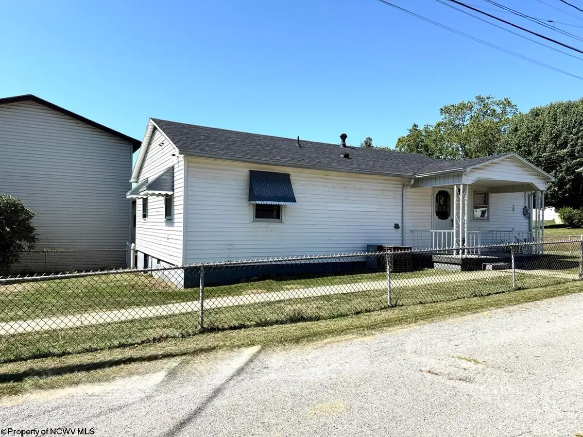 1523 N 16th Street, Clarksburg, WV 26301 - Image #1