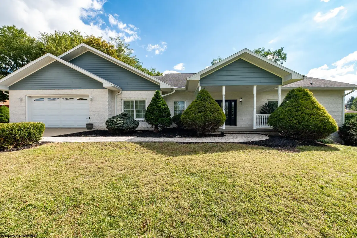 262 Deerfield Circle, Kingwood, WV 26537 - Image #1