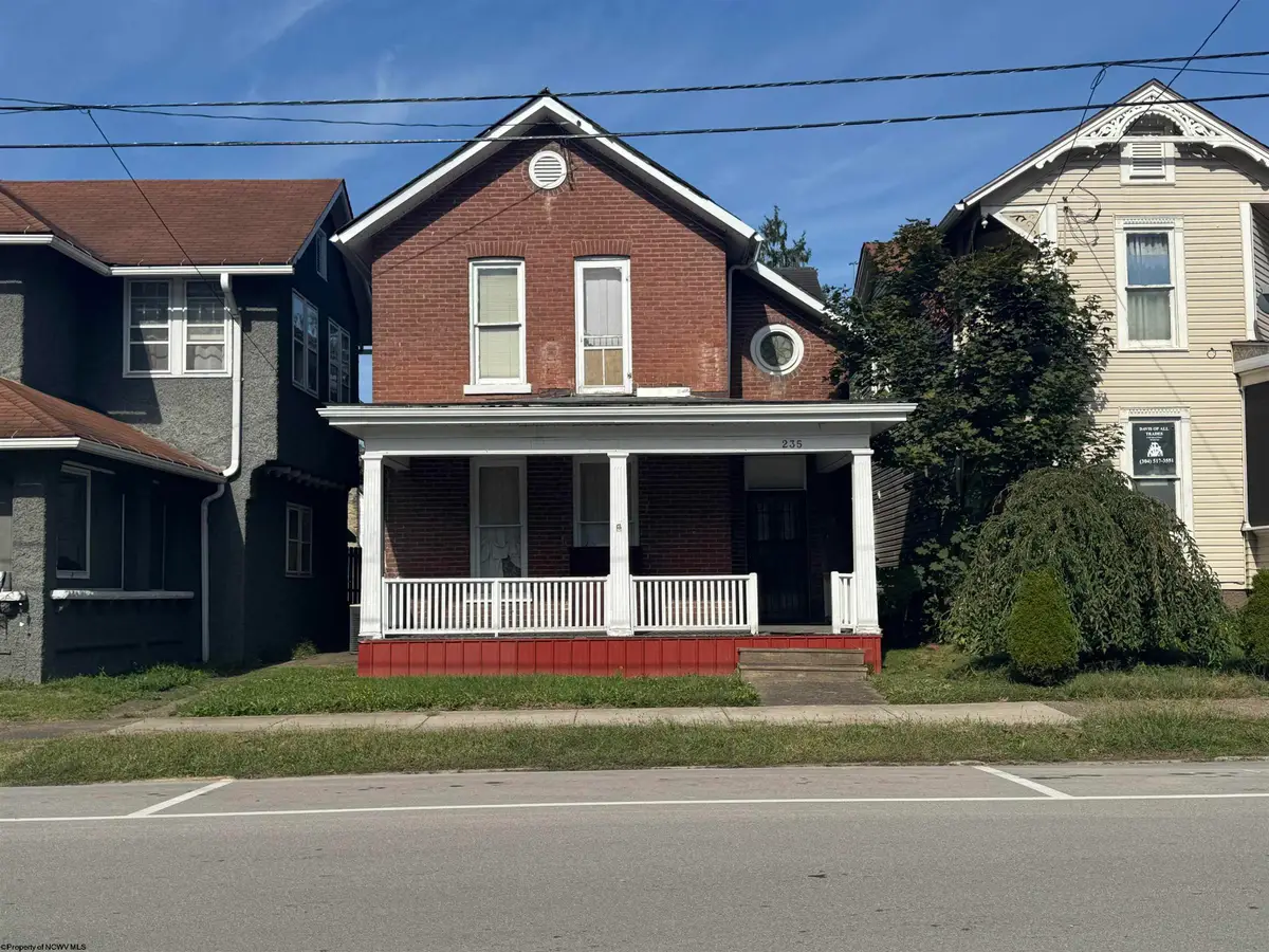 235 Center Avenue, Weston, WV 26452 - Image #1