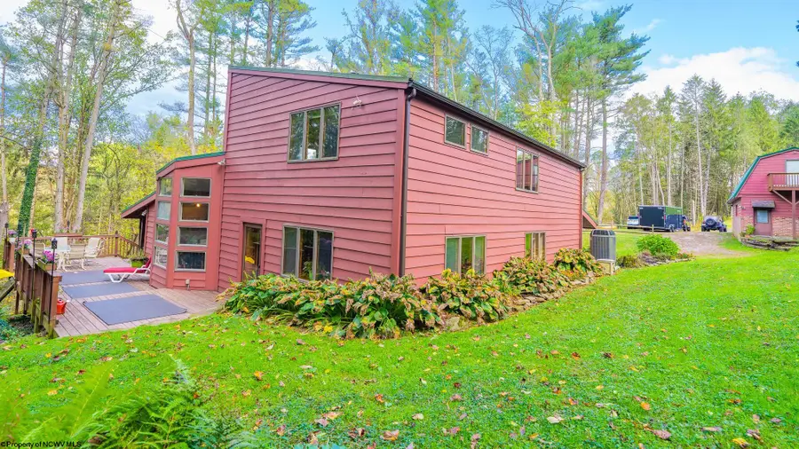 494 Easton Mill Road, Morgantown, WV 26508 - Image #2