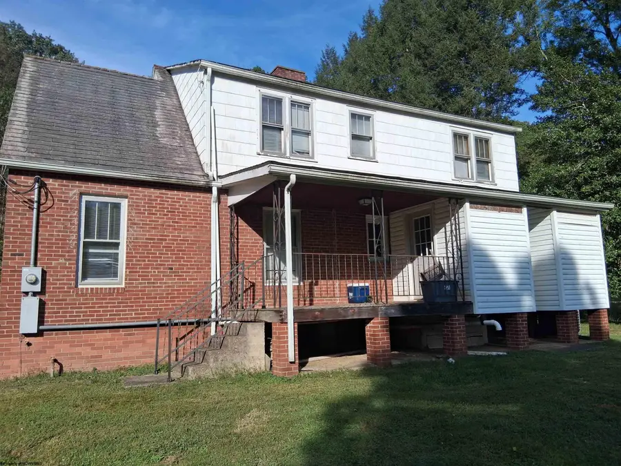 1367 W Little Kanawha Highway, Grantsville, WV 26147 - Image #2