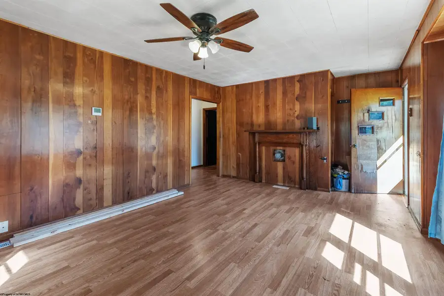 1369 Flag Run Road, Clarksburg, WV 26301-999 - Image #2