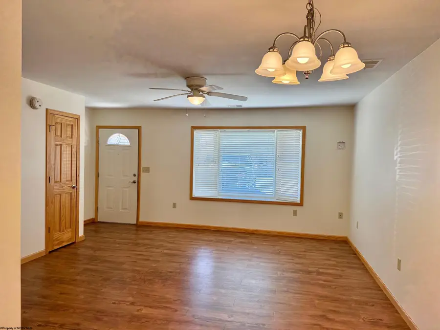 505 Woodside Drive, Thomas, WV 26292 - Image #2
