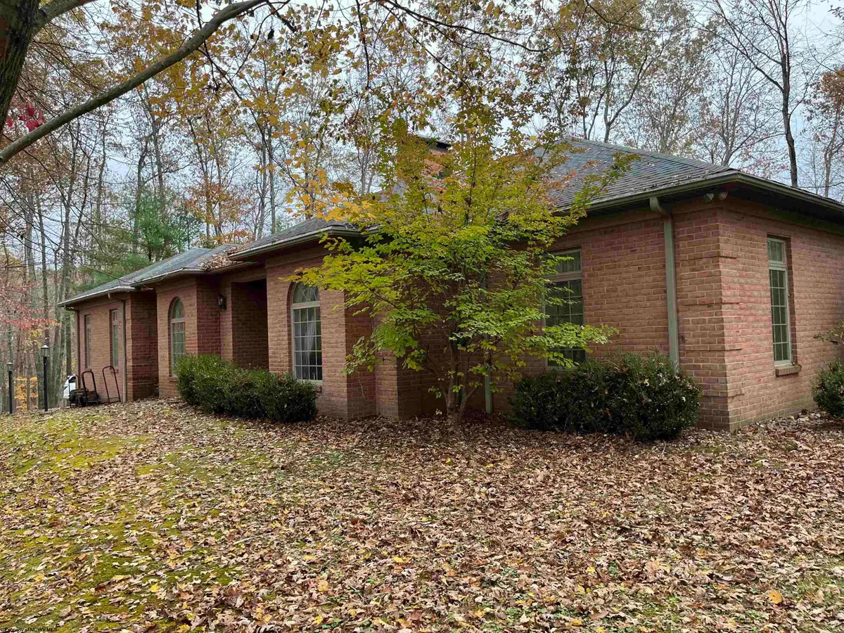 534 Morning Dove Drive, Clarksburg, WV 26301 - Image #1