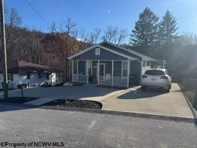 403 Thomas Avenue, Nutter Fort, WV 26301 - Image #3