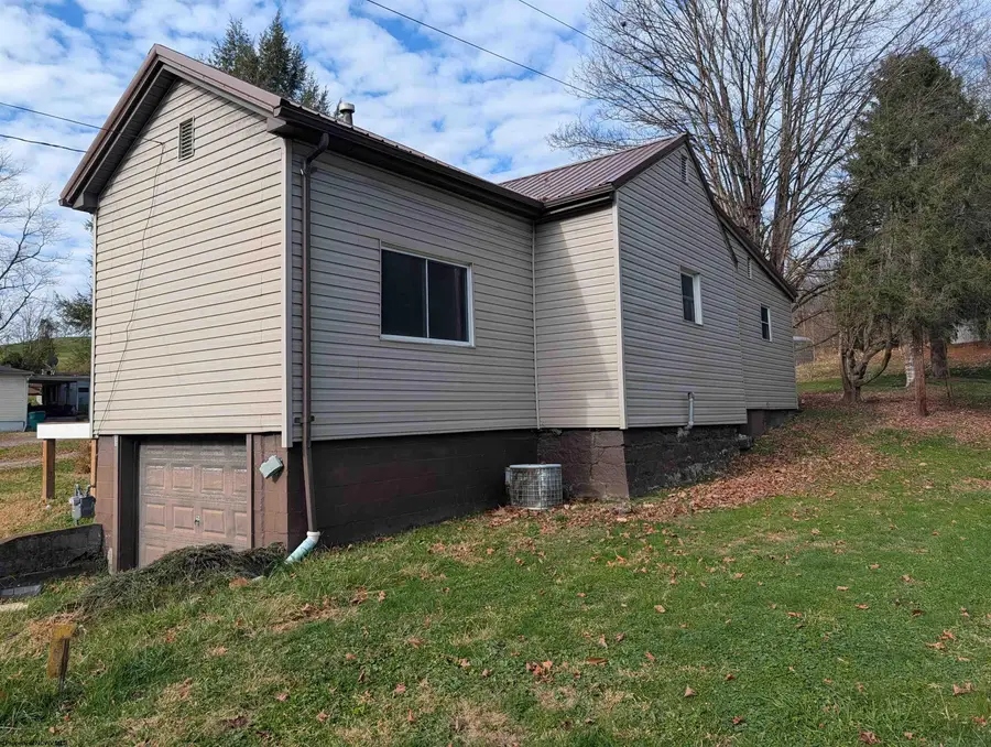 2340 George Washington Highway, Grafton, WV 26354 - Image #2