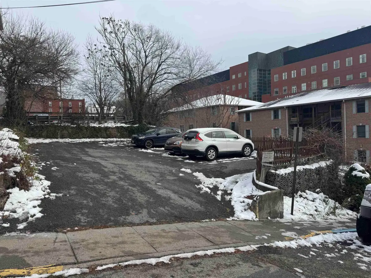 10 McLane Avenue, Morgantown, WV 26505 - Image #1