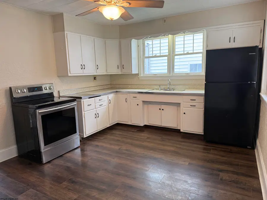 1129 Speedway Avenue, Fairmont, WV 26554 - Image #2