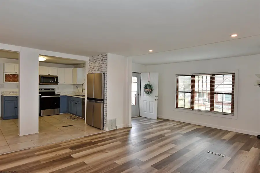 443 Lawman Avenue, Bridgeport, WV 26330 - Image #2