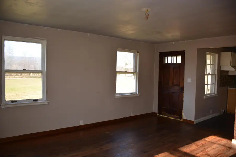 552 Randolph Drive, Beverly, WV 26253 - Image #2