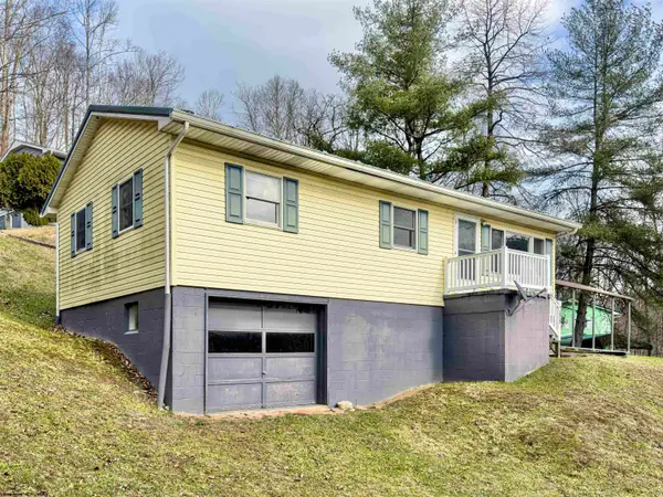 288 Bolyard Road, Grafton, WV 26354