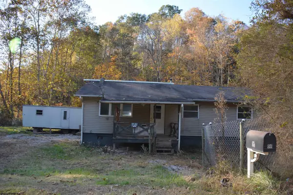 801 Harmony Road, West Union, WV 26456