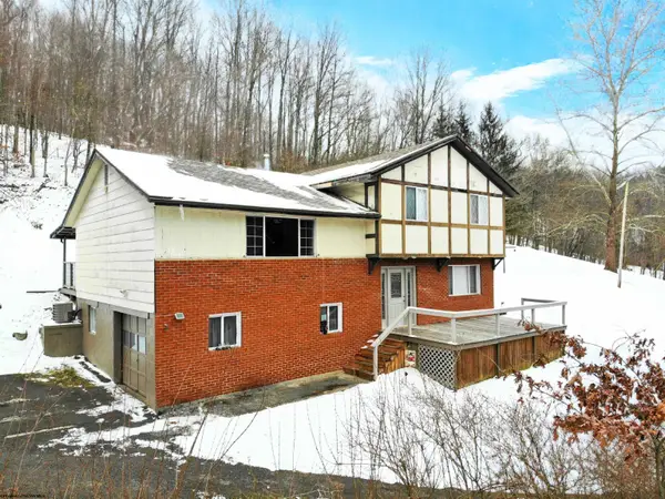 874 Robinson Run Road, Rivesville, WV 26588