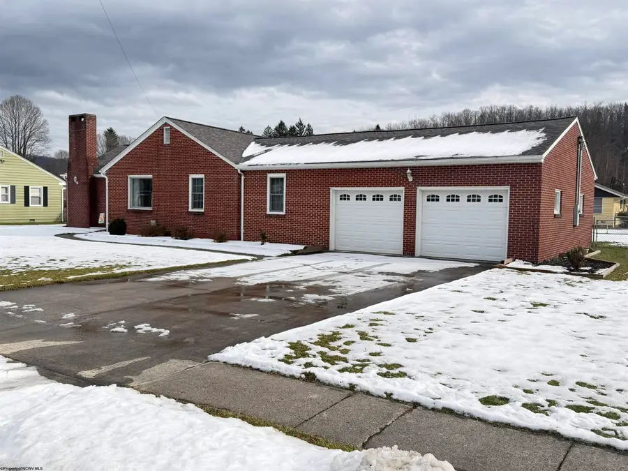 1731 S Davis Avenue, Elkins, WV 26241 - Image #2