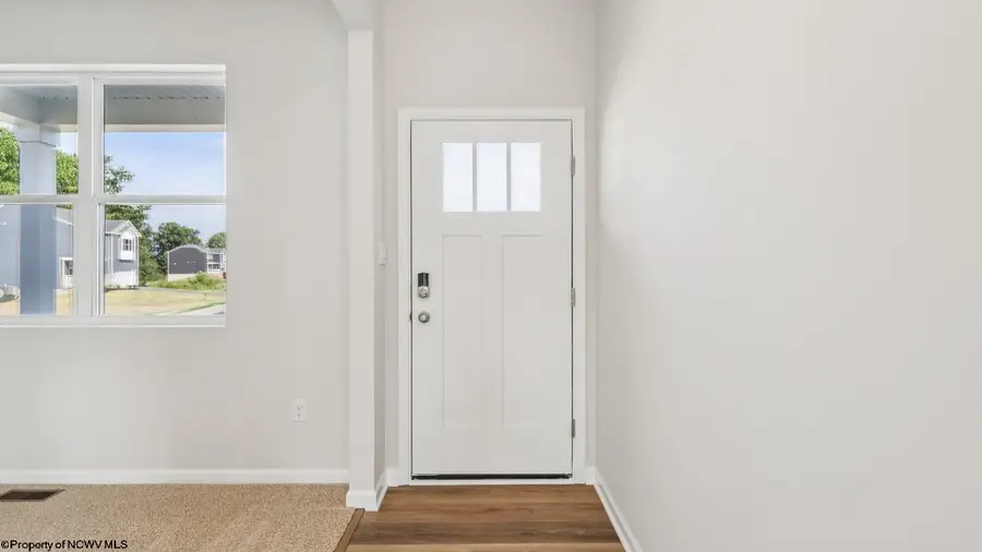 326 Dye Lane, Morgantown, WV 26501 - Image #2